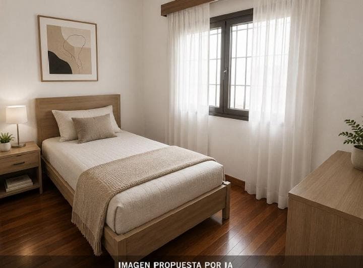 Casa 4 Ambientes en Venta en Jose Leon Suarez - 4