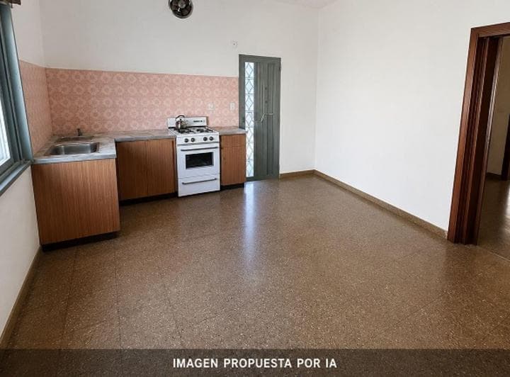 Casa 4 Ambientes en Venta en Jose Leon Suarez - 2