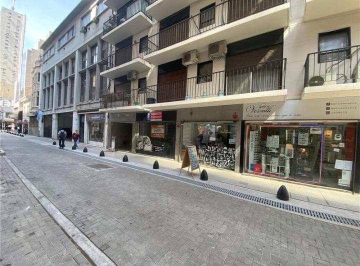 Apto Multirubros Secos + Confiteria, Salon de Te, Restaurante con Mesas en Su Interior - 2