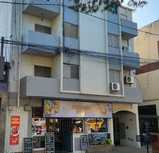 Se Vende Local Comercial Ideal Para Inversión - 2