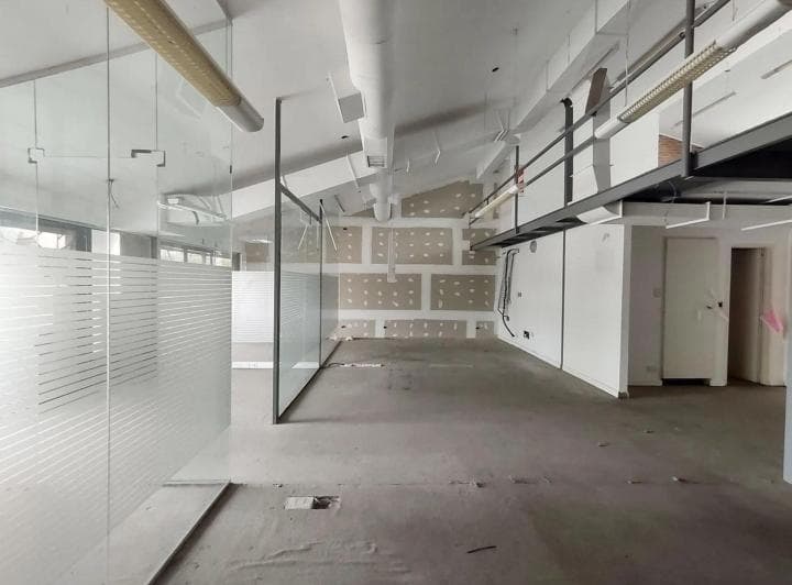Oficina Puerto Madero Venta Cochera 274 m² - 5