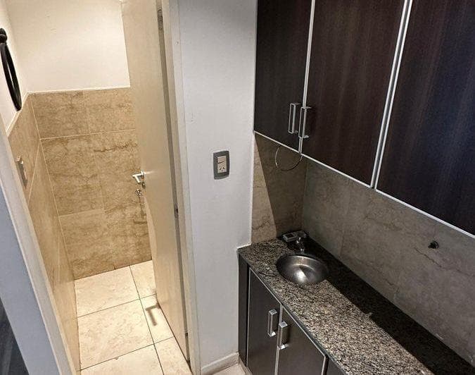 Oficina / Local en Alquiler en Zona Centro de 90 m² - 5