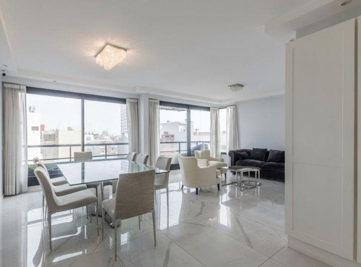 Departamento en Recoleta - Venta - Cuatro Ambientes - 3