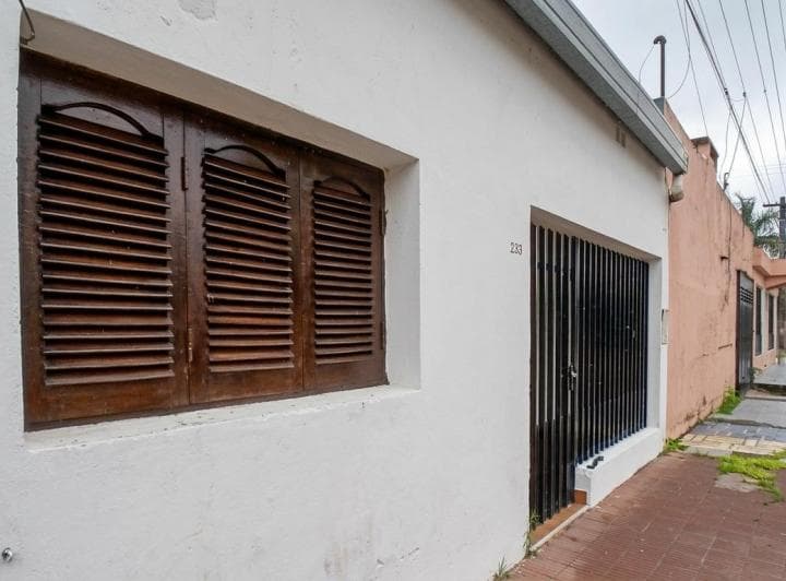 Venta | Casa Remodelada | Barrio La Liguria. - 2