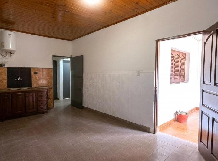 Venta | Casa Remodelada | Barrio La Liguria. - 5