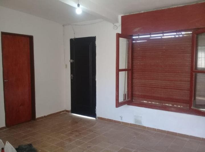 Alq. Casa C/2 Dorm. B° Yofre Sud. - 4