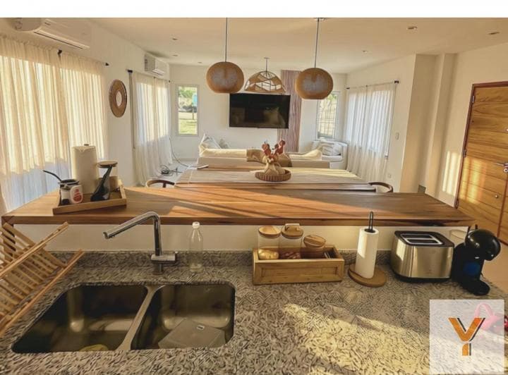 Casa en Venta - 3 Dorm. 3 Baños - 1000 m - Coronel Brandsen - 3