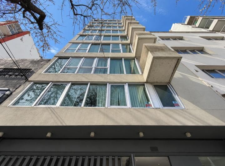 Oficina en Alquiler 128 m² con Cochera y Planta Libre – Núñez - 3