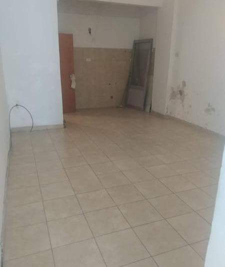 Local 44 m² Avellaneda Adelanto 16 Mil Dolares y 20 Cuotas - 5