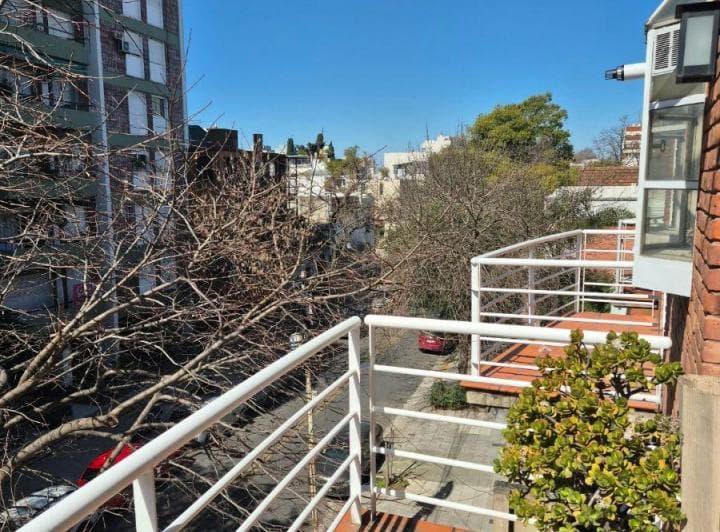 Excelente Triplex en Coghlan con Terraza y Piscina - 3