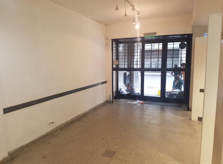 Solis y Belgrano - Local con Oficinas - Sin Expensas - 4