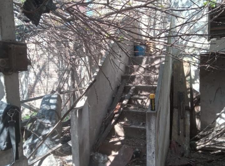 Casa con Terreno Propio Oportunidad en Aldo Bonzi Para Refaccionar - 2