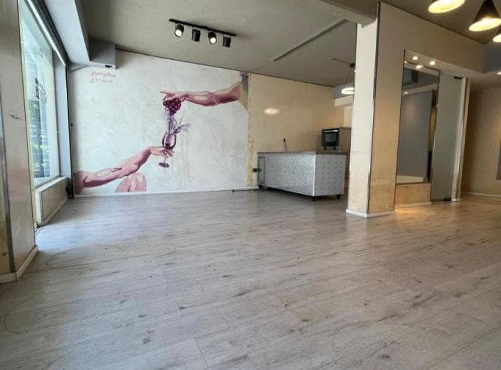 Local Comercial de 50 m&sup2; en Alquiler en Belgrano - 5
