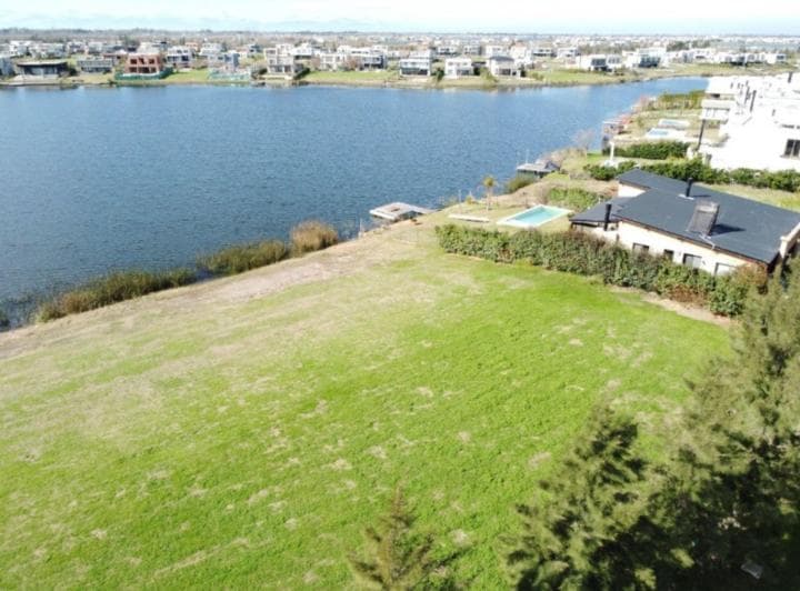 Lote en Venta Al Lago Central - El Naudir - 5