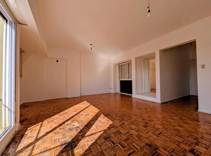 Hipólito Yrigoyen 2500 Balvanera 3amb U$99.000 - 5