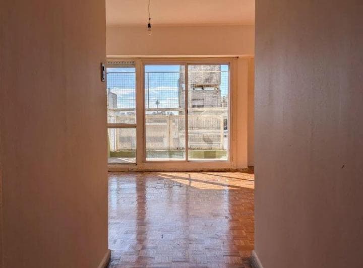 Hipólito Yrigoyen 2500 Balvanera 3amb U$99.000 - 3
