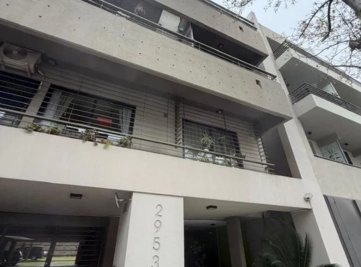 Excelente 2 Ambientes con Balcón Excelente Estado Coghlan - 2