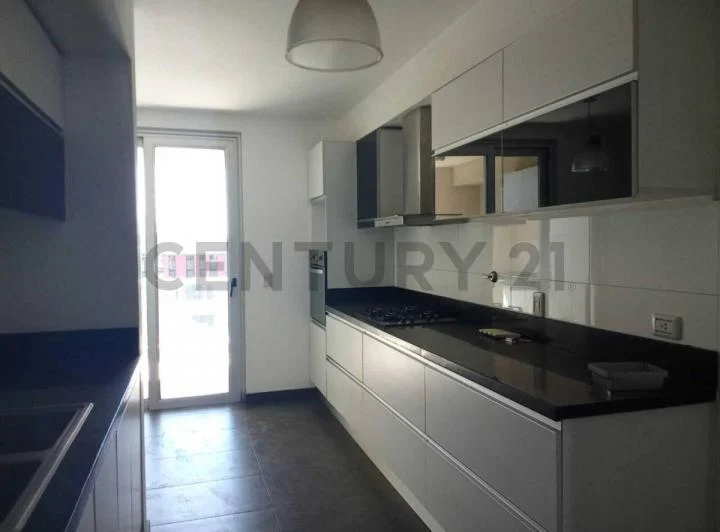 Departamento de Categoria de 160 m² y 2 Dorm. + Habitacion de Servicio en Complejo Vistalba - 4