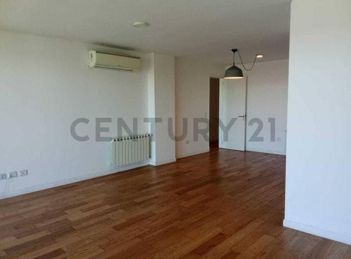Departamento de Categoria de 160 m² y 2 Dorm. + Habitacion de Servicio en Complejo Vistalba - 2
