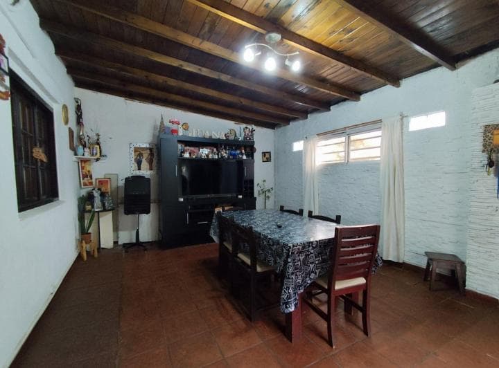 Venta Casa 3 Amb con Garage Doble y Patio Interno - 2