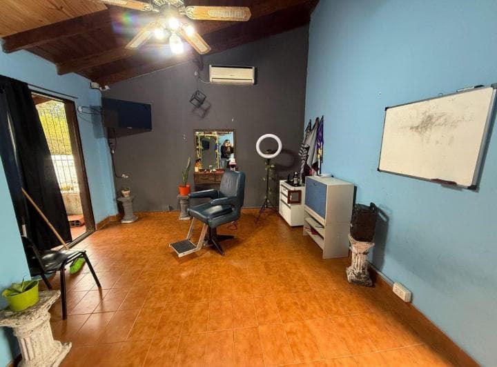 Venta Casa + Depto 5 Ambientes en Ituzaingó Sur - 3