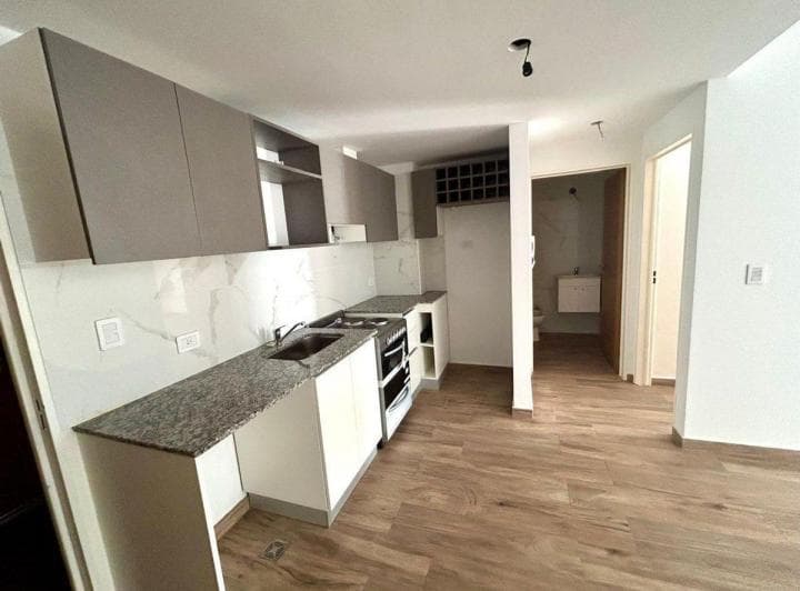 Venta Dto 2 Amb Patio y Balcon V Mitre Finaciación - 2