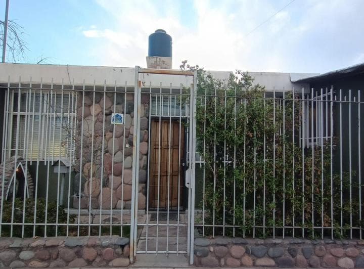 Venta Casa Alto Dorrego Guaymallen - 2