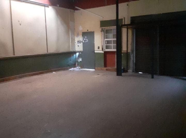 Venta / Alquiler Local Comercial - 4