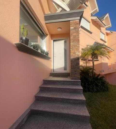 Venta de Casa 5 Ambientes de Categoría en Ramos Mejía - 4