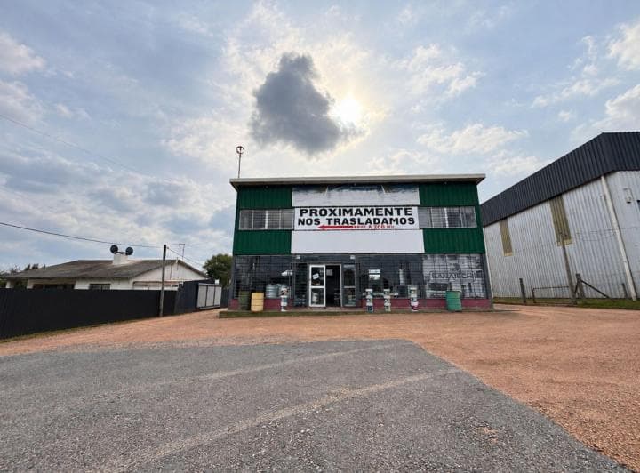 Venta Local Comercial con Depósito - Galpón. Colón - 4