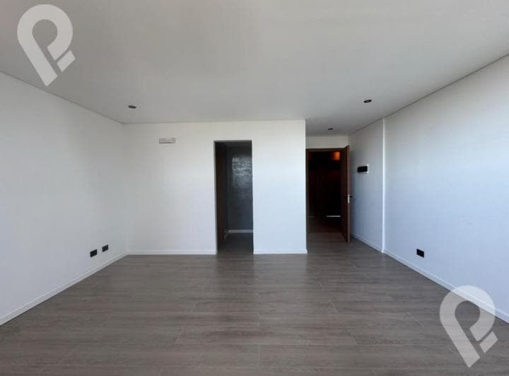 Oficina en Alquiler y Venta en Complejo Entre Pueblos - 2