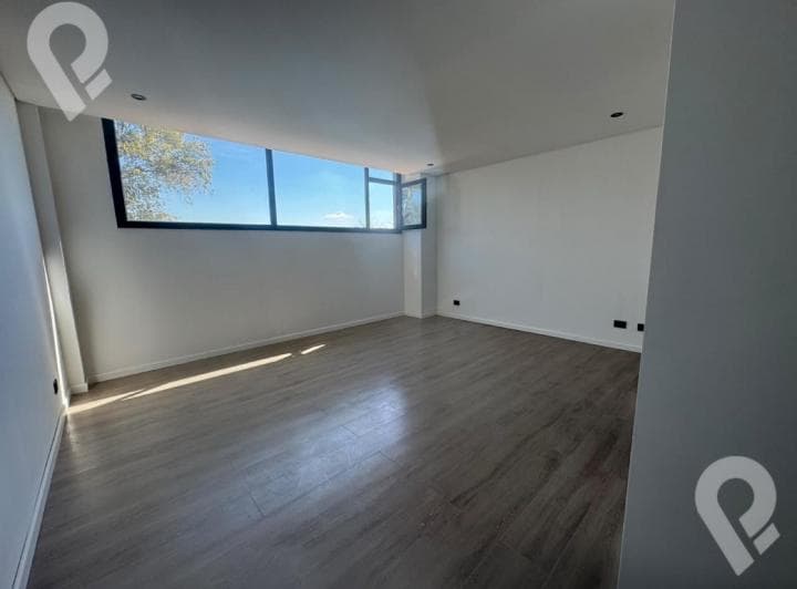 Oficina en Alquiler y Venta en Complejo Entre Pueblos - 3