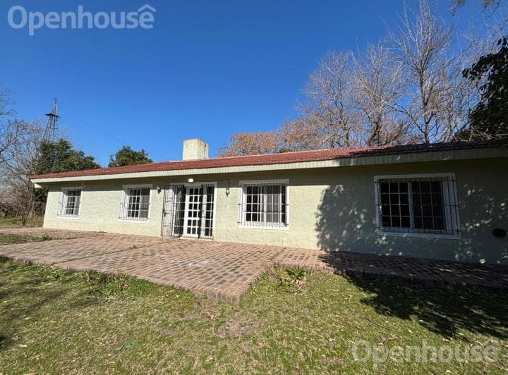 Venta Chacra de 13 Has con Casco y Galpon en Carmen de Areco. - 2