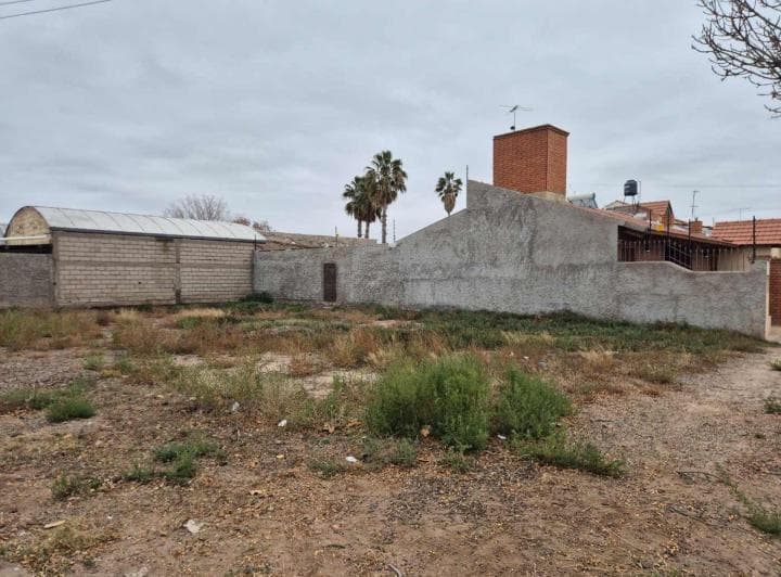 Oportunidad Lote Céntrico Ciudad de Rivadavia Mza. - 2