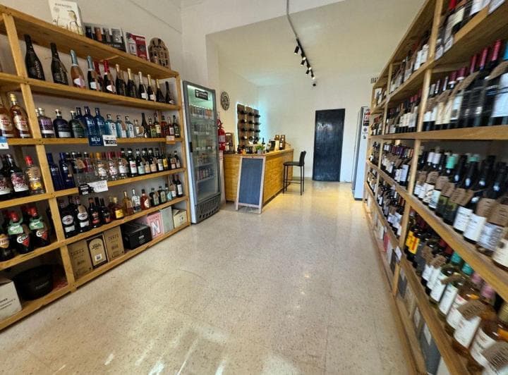 Venta Local a La Calle Zona Plaza Mitre - 4