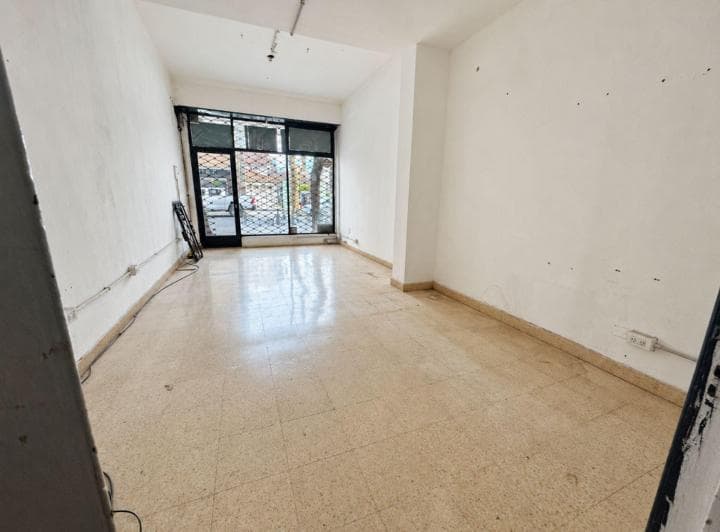 Venta Local a La Calle Zona Plaza Mitre - 5