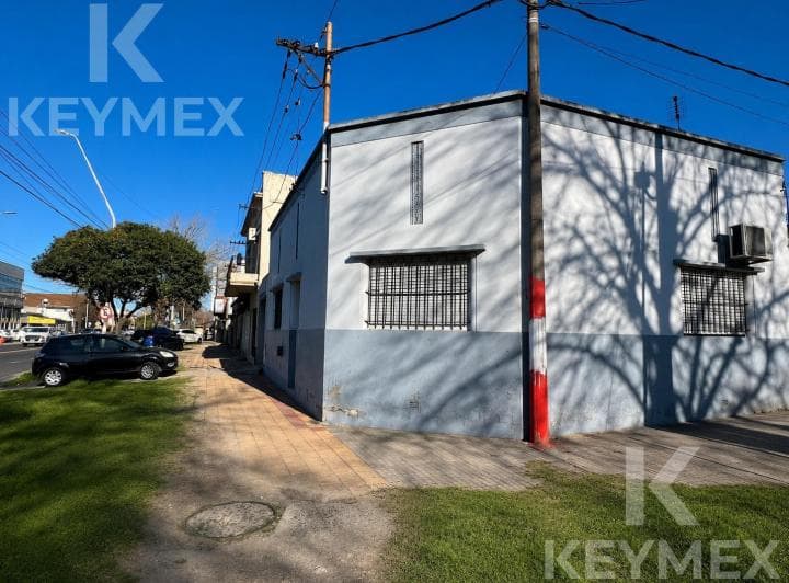 PH en Venta de 2 Dorm. con Cochera en 122 y 37, La Plata - 2