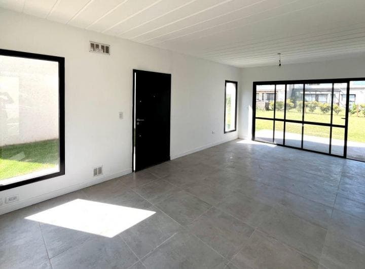 En Venta – Propiedad a Estrenar en Carmen de Areco - 2