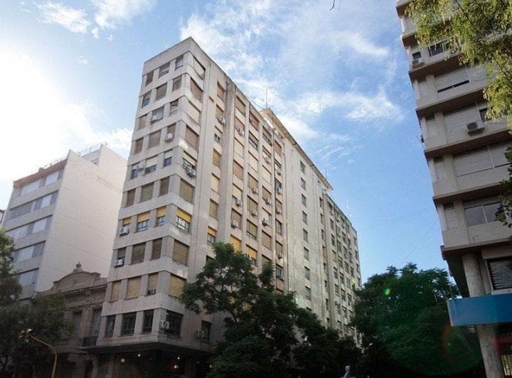 Venta Semipiso de Oficnas 130 m² en Pleno Centro - 2
