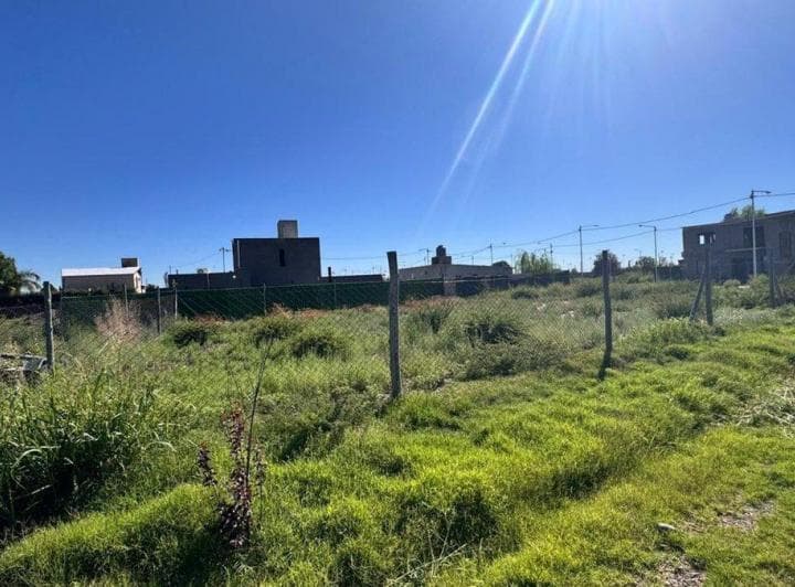 Terreno en Venta 694 m² Rivadavia - 3
