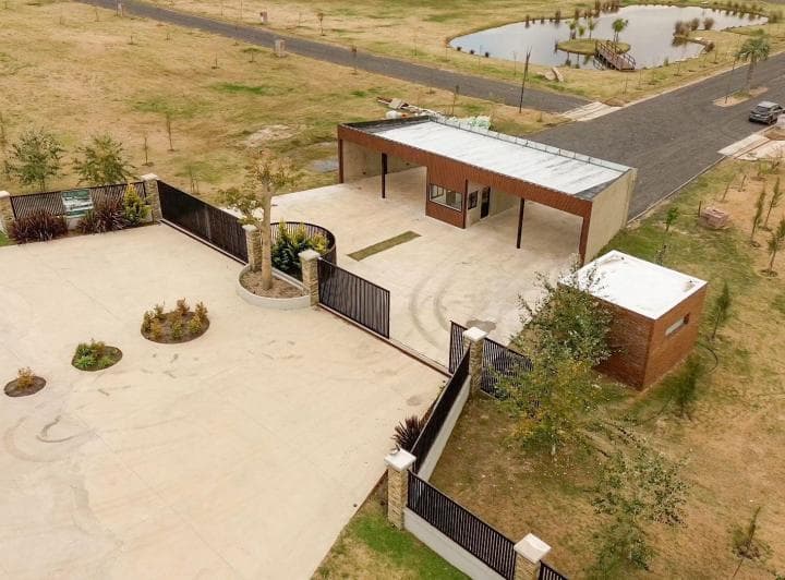 Venta de Lote de 700 m² en Haras Andrea Virginia - 2