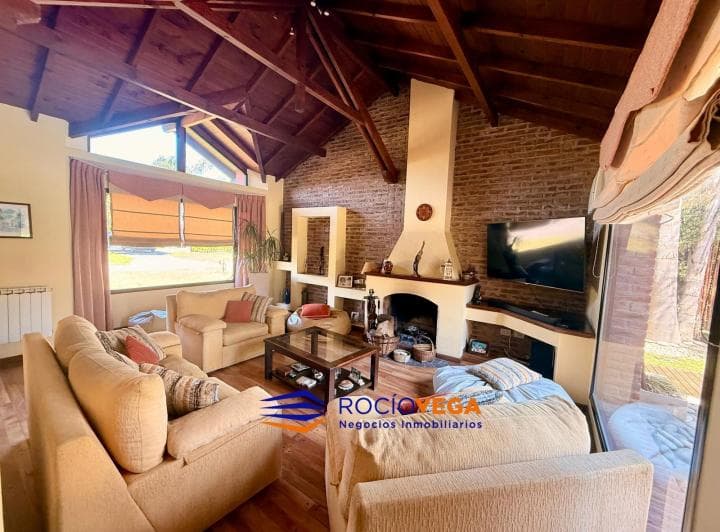Casa en Alquiler Anual en Campos de Alvarez - 3