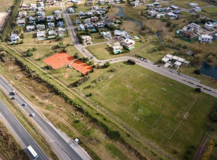 Lote Interno con Fondo Libre en Club de Campo Cruz del Sur. Canning - San Vicente. - 4