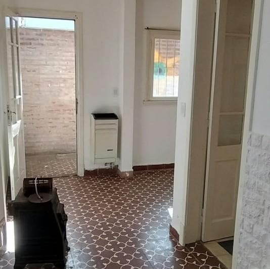 Venta PH 2 Ambientes en Planta Baja con Patio - La Perla - 4