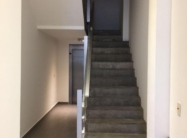 A499 Alquiler San Justo Departamento Oficina Luminosa Sobre Av Pte. Perón Al 2700 - 3