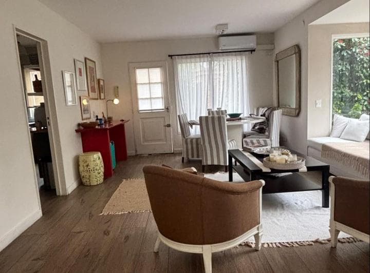 Casa en Alquiler en Bajo de San Isidro. 3 Dorm. Jardín Parrilla. Pileta. Seguridad. - 4
