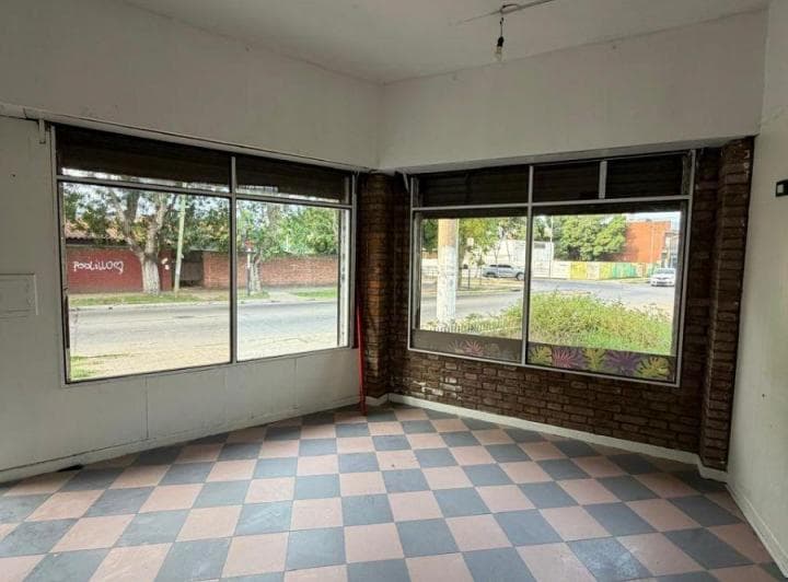 Local de 30 m² en Venta en Florencio Varela - 3