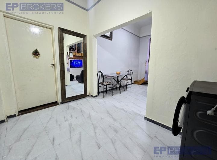 Venta PH 2 Amb, con Entre Piso, Sin Expensas, Barracas - 2