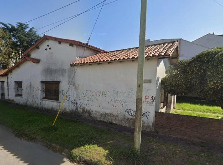 Lote 1207 m&sup2; Venta en Bernal Oeste con Mejoras - 2