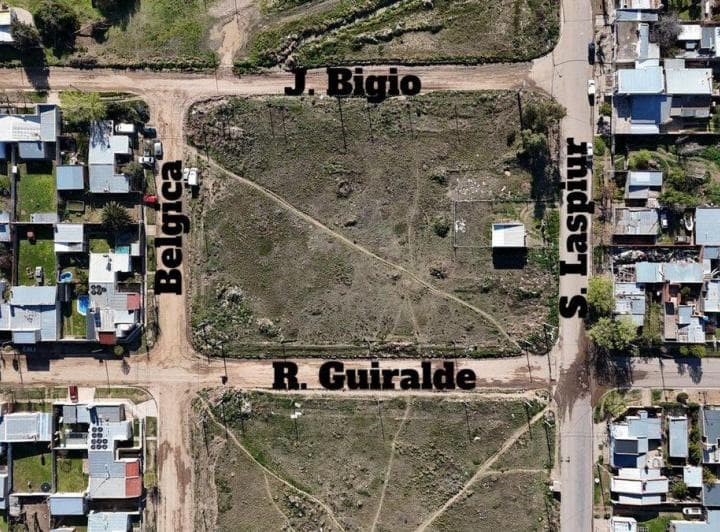 Venta de Lote Sobre Sixto Laspiur 313 m&sup2; - 2
